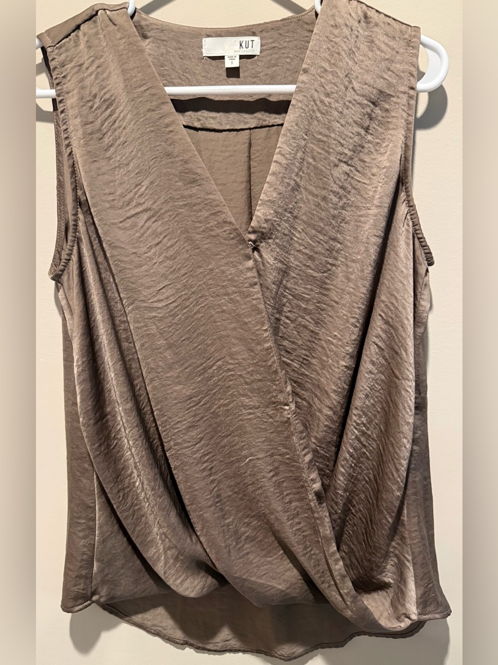 Kut from the Kloth Taupe Brown Satin Sleeveless Surplice Wrap Blouse S